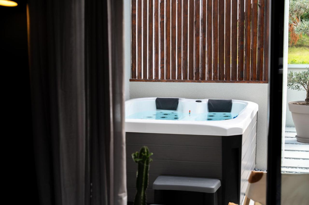 Yanna Lodge, Gite Classe 4 Etoiles Avec Spa Couvert Entierement Arrest Exterior foto